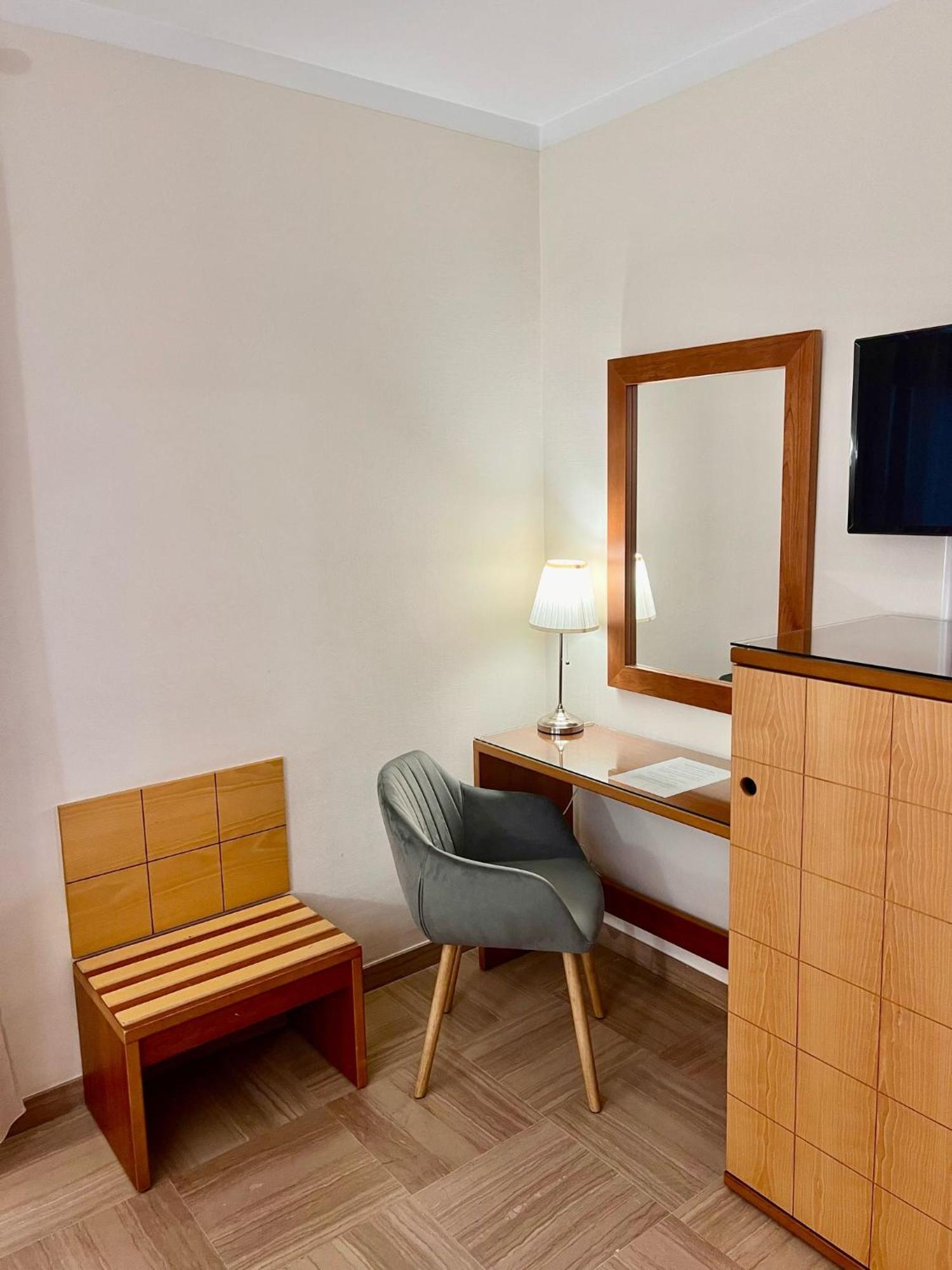 Hotel Cordoba Centro Esterno foto